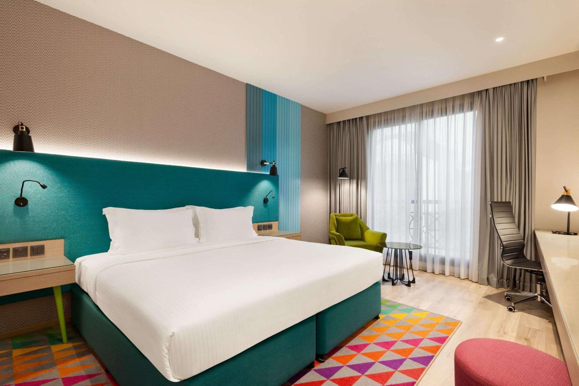 La Quinta By Wyndham Dubai Jumeirah Exterior photo